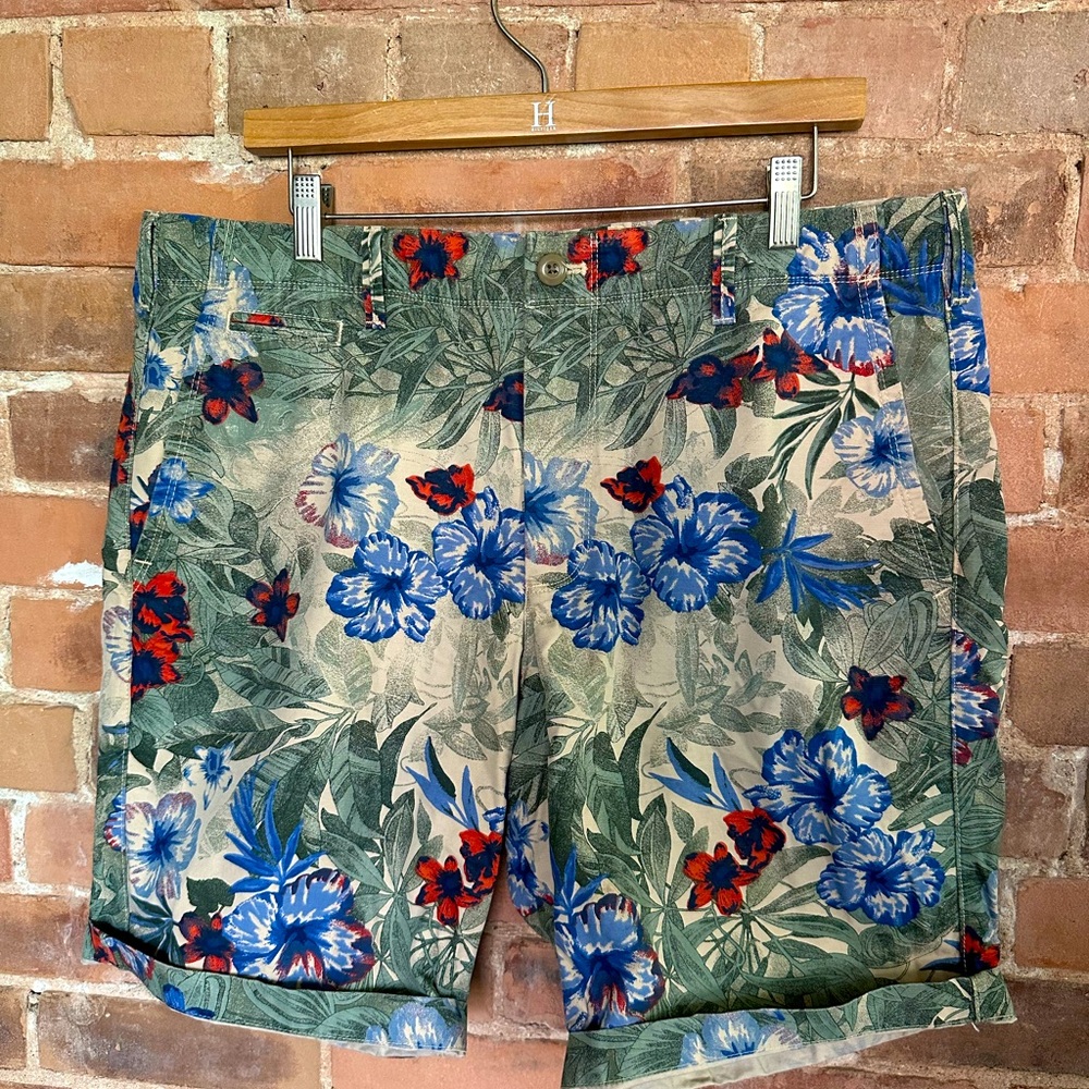 GAP Floral Shorts
